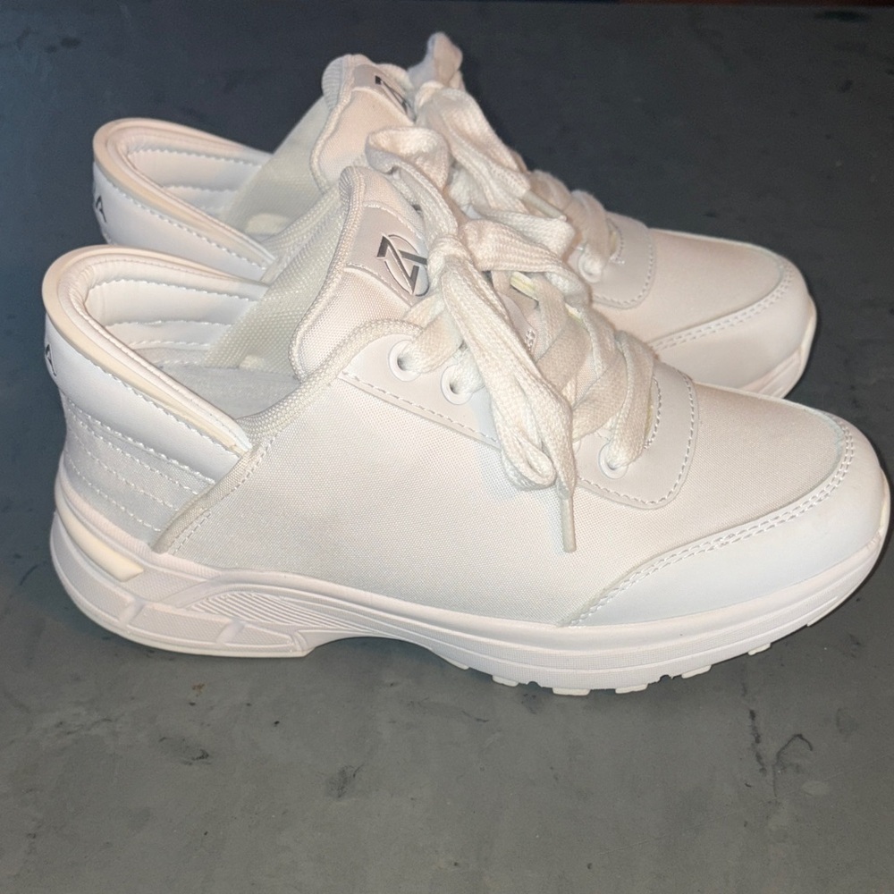 Snow White Zeba Shoes For Ultimate Comfort And Fashion. View 3